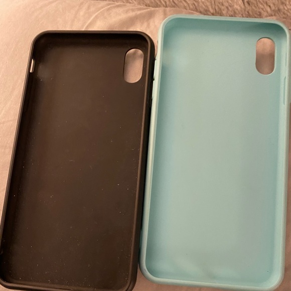 Sisters iPhone XS Max cases - Picture 1 of 7
